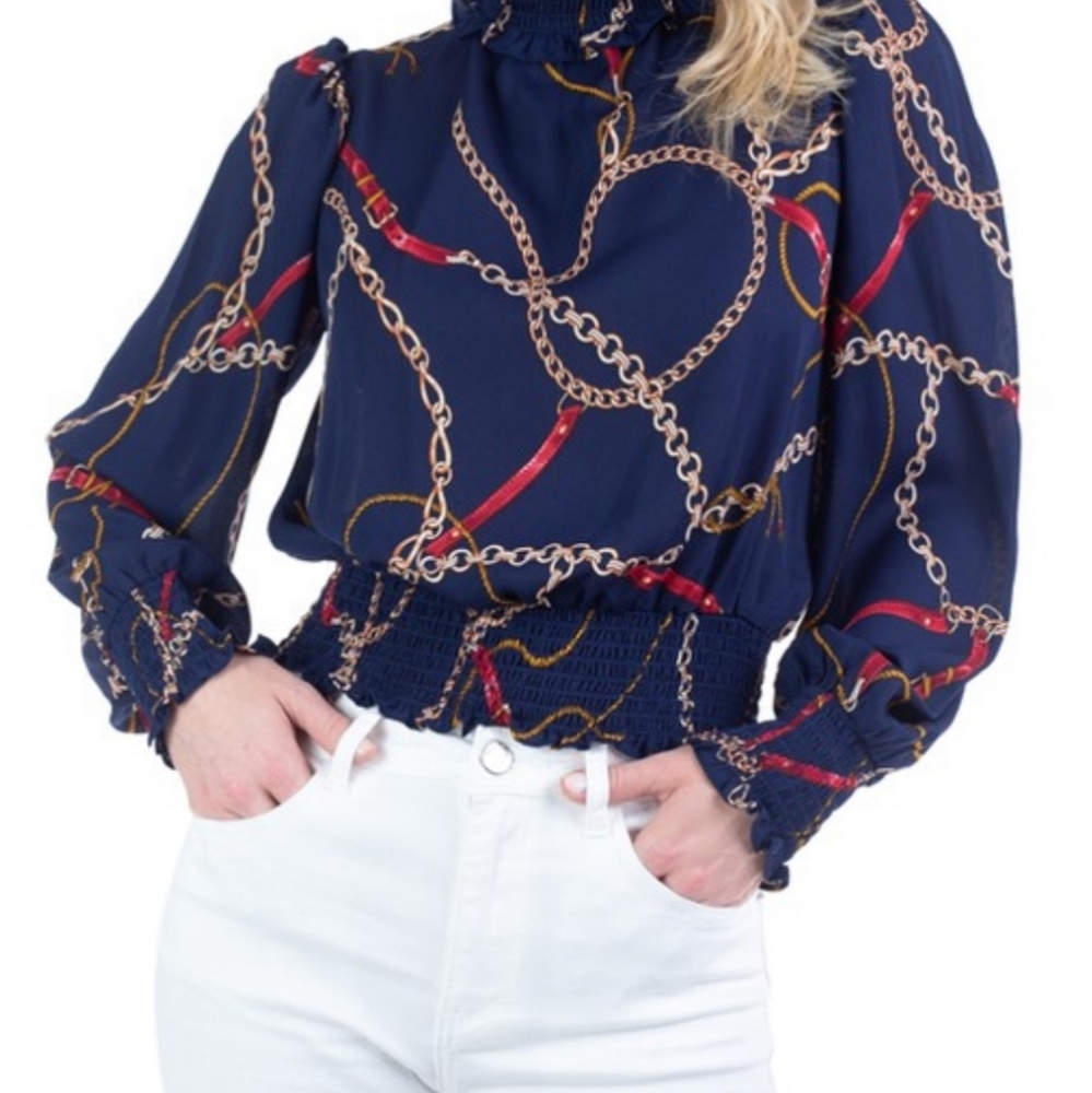 💙Host Pick!💙Chain & Rope Print Smocked Top - Picture 2 of 4